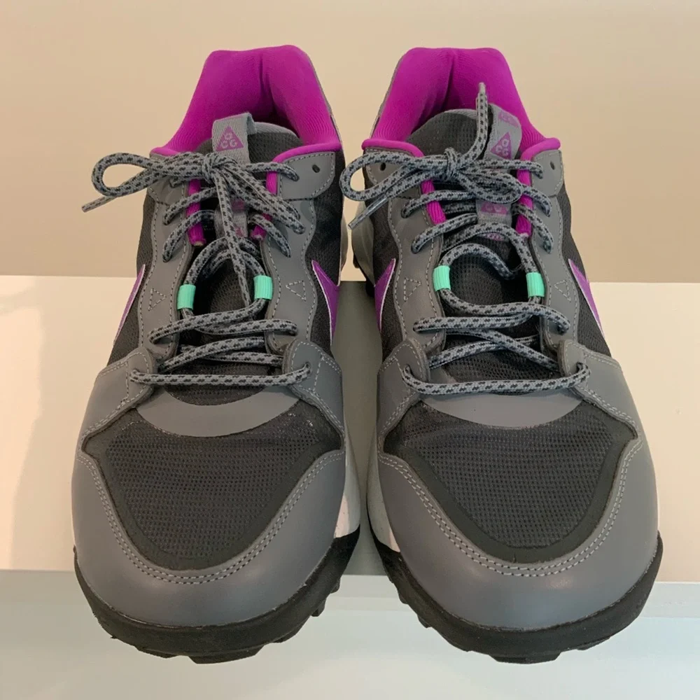 Nike ACG Gray and Purple Athletic Shoes - Picture 9 of 10